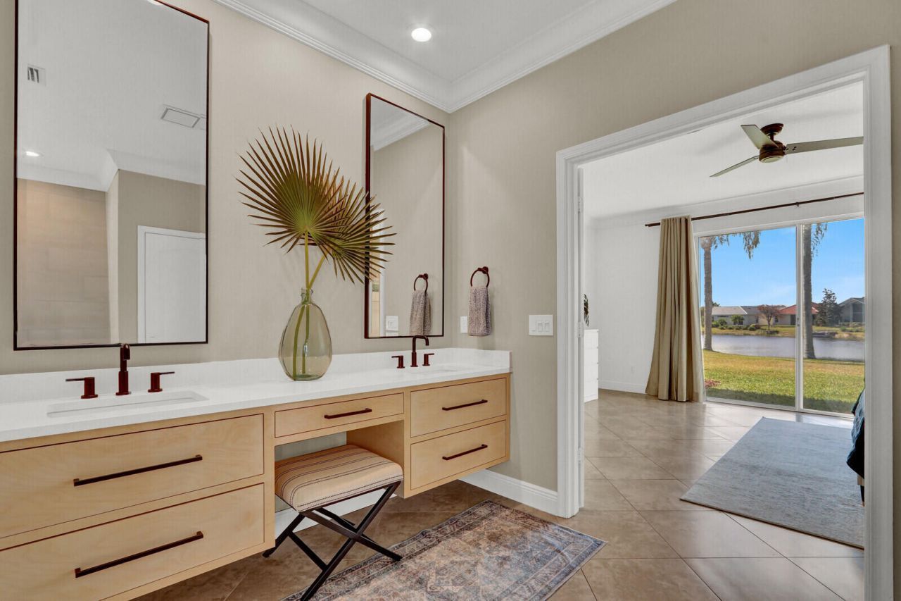 620 SW Barbuda Bay, Port Saint Lucie, FL 34986 Photo