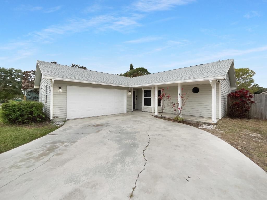 5409 Hickory Drive, Fort Pierce, FL 34982 Photo