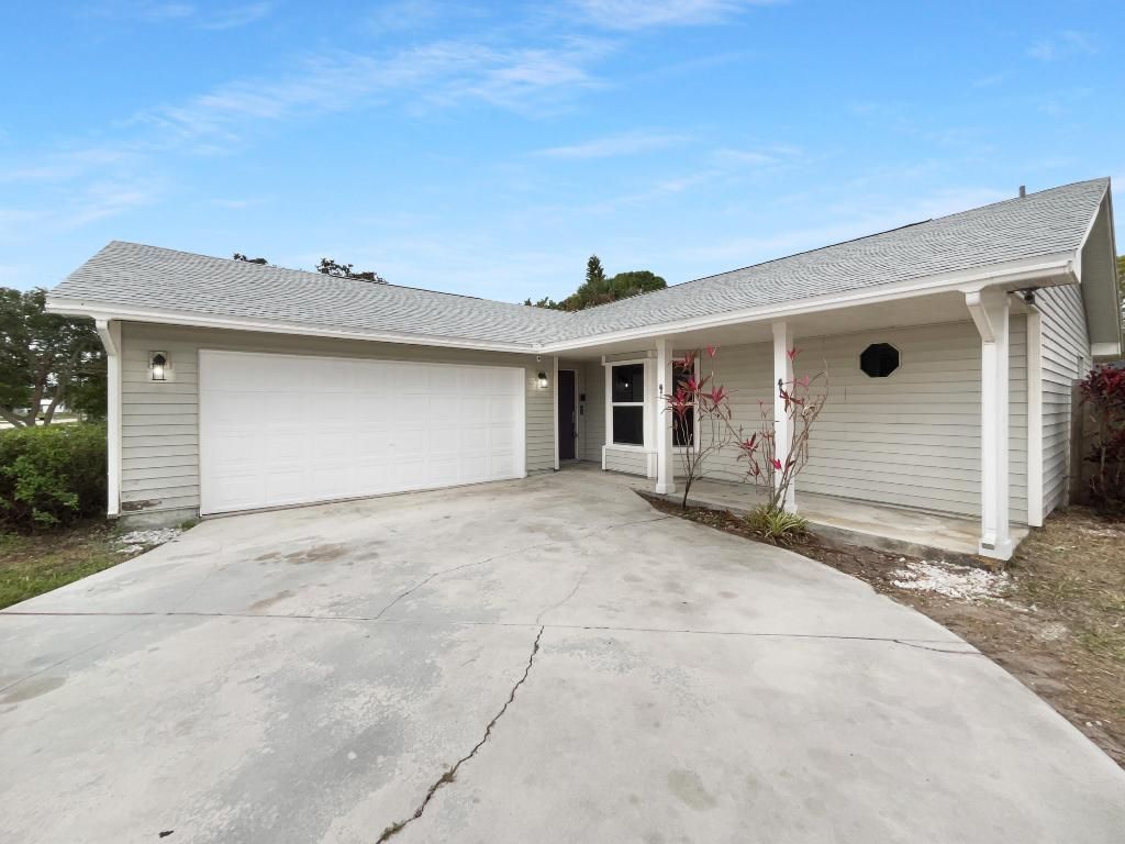 5409 Hickory Drive, Fort Pierce, FL 34982 Photo