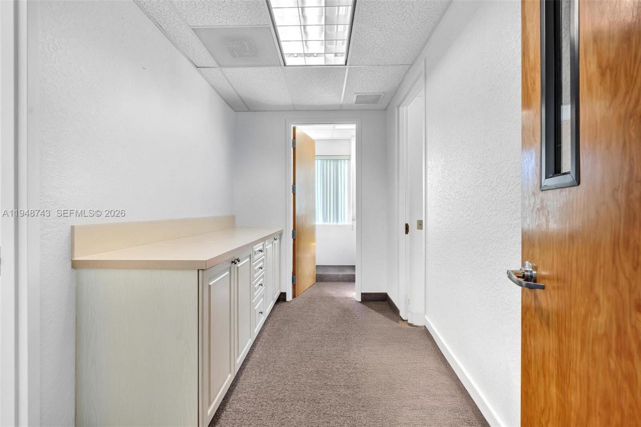 7665 Davie Road Ext, Davie, FL 33024 Photo