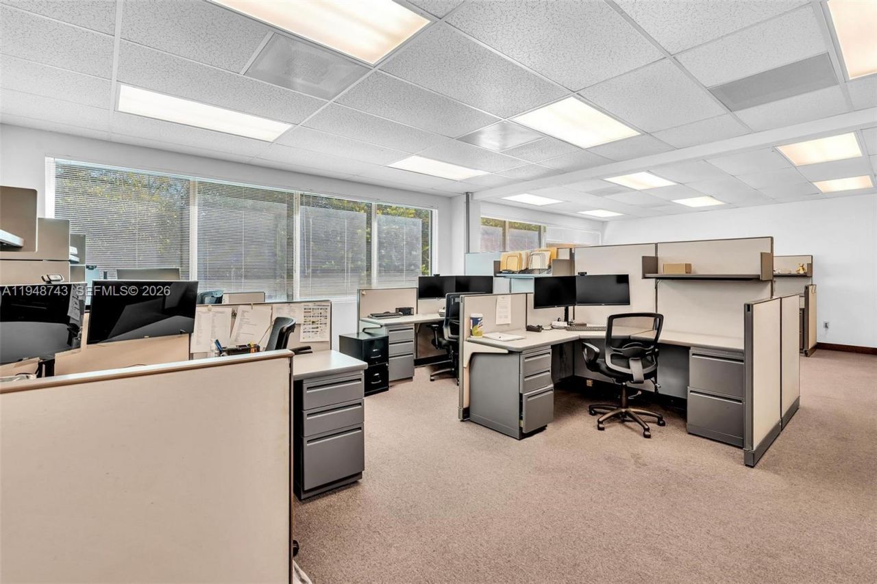 7665 Davie Road Ext, Davie, FL 33024 Photo