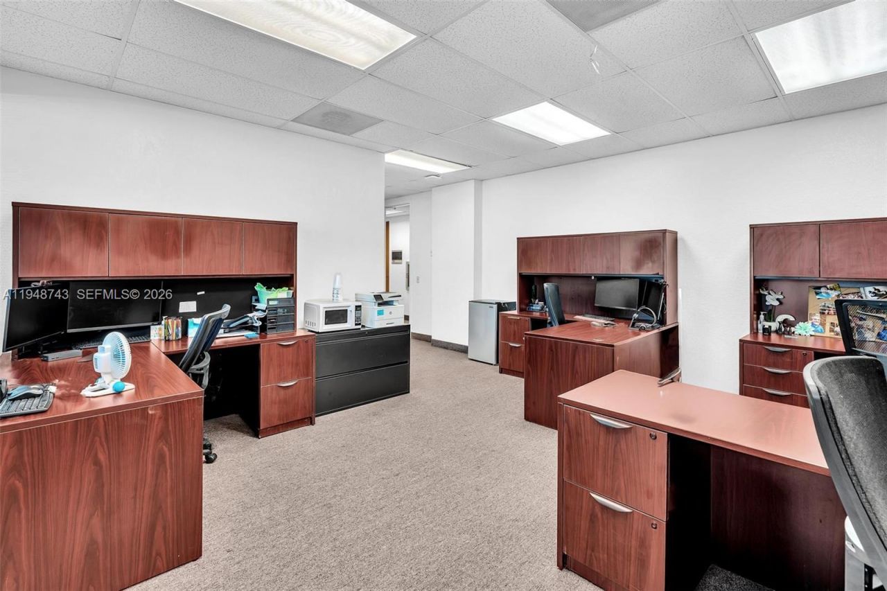 7665 Davie Road Ext, Davie, FL 33024 Photo