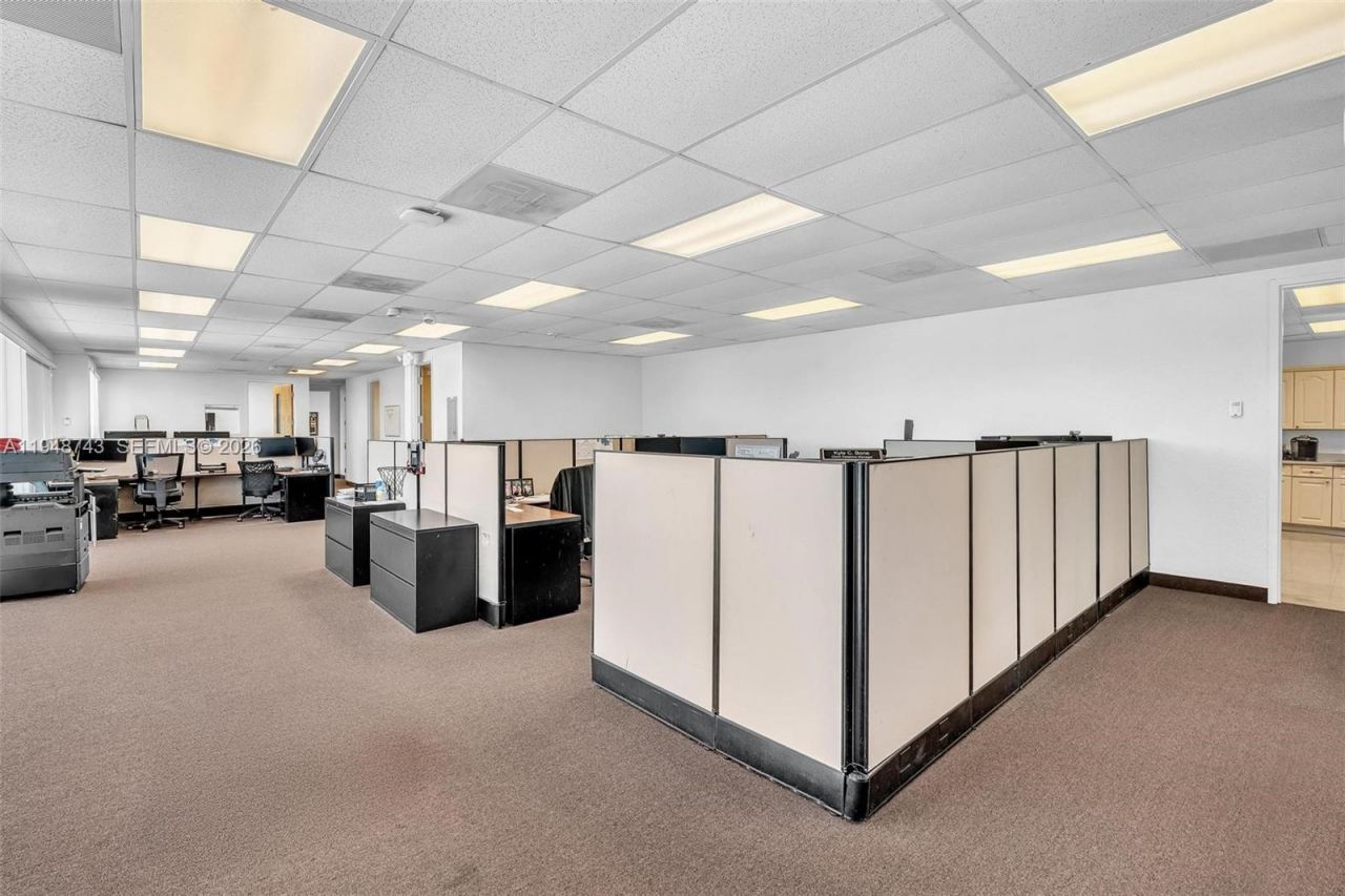 7665 Davie Road Ext, Davie, FL 33024 Photo