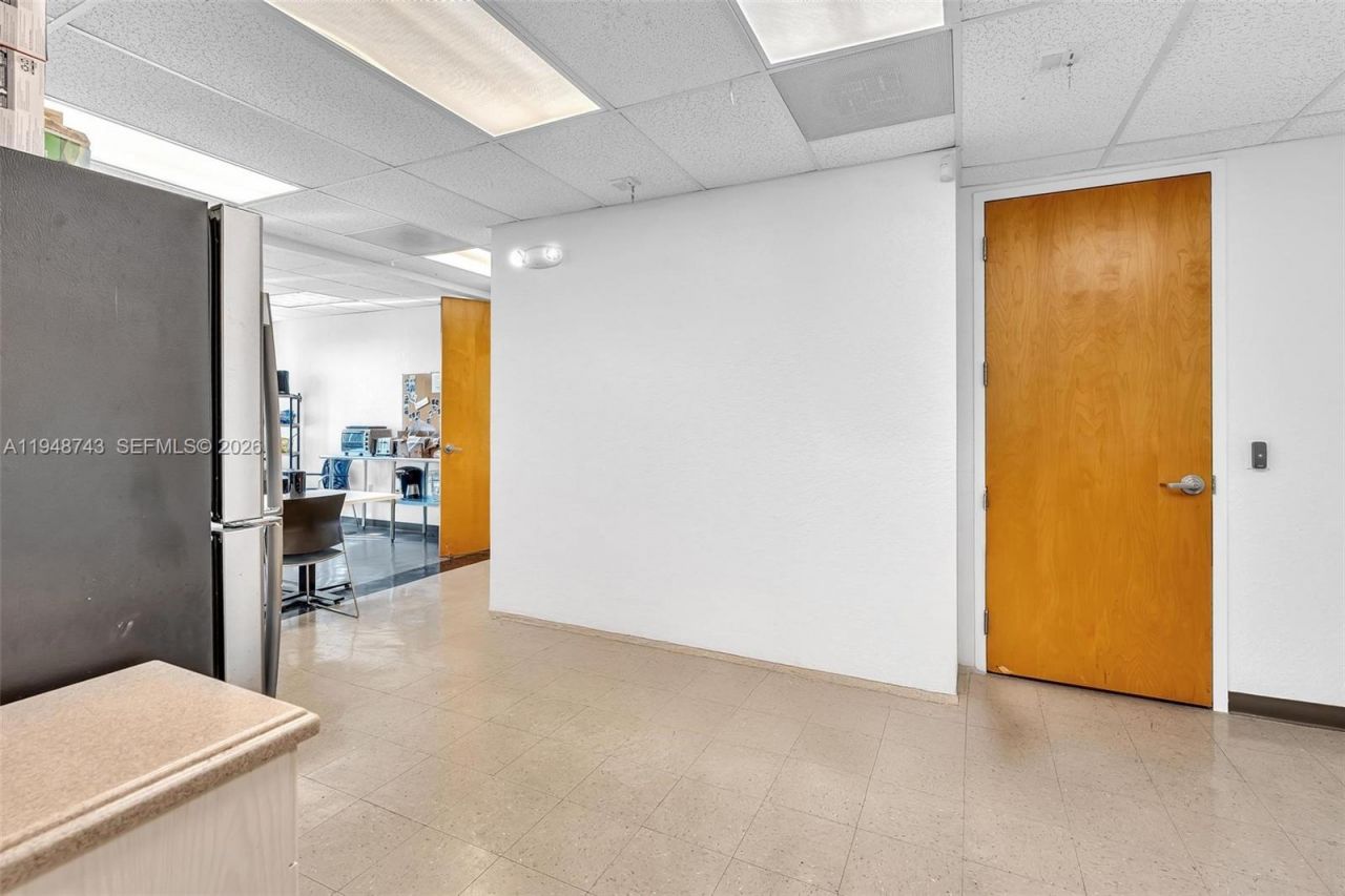 7665 Davie Road Ext, Davie, FL 33024 Photo