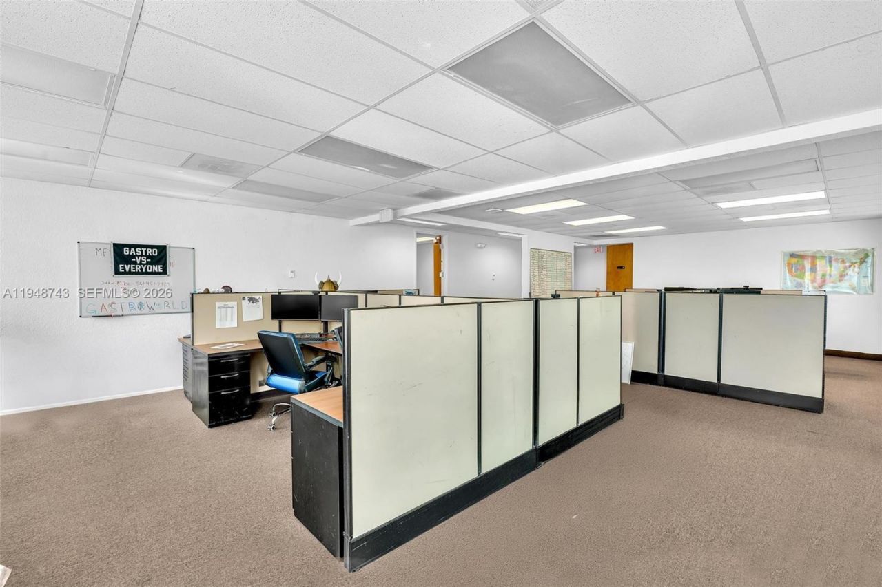 7665 Davie Road Ext, Davie, FL 33024 Photo