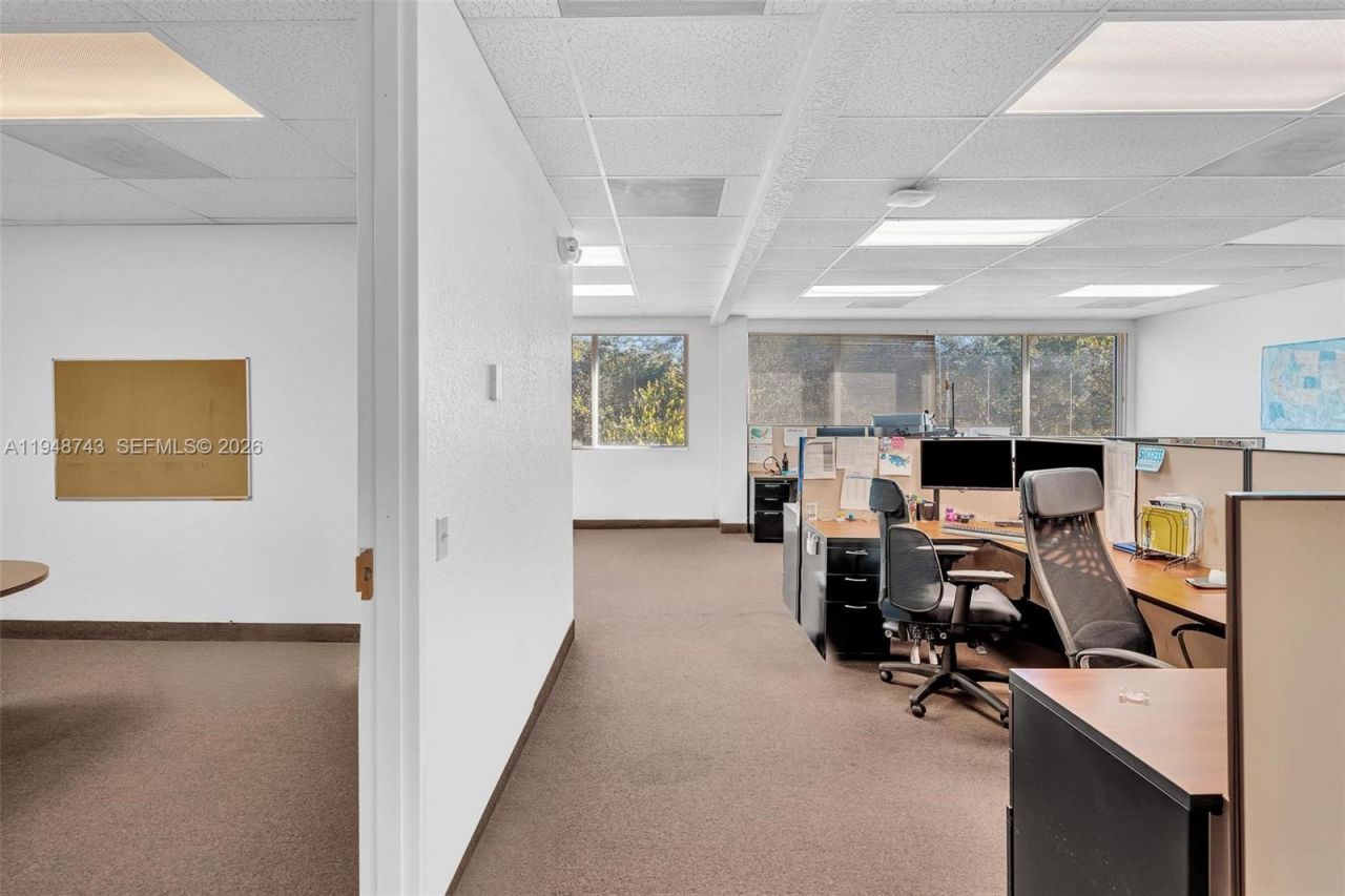 7665 Davie Road Ext, Davie, FL 33024 Photo