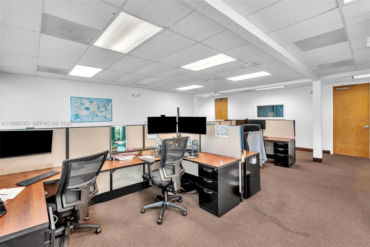 7665 Davie Road Ext, Davie, FL 33024 Photo