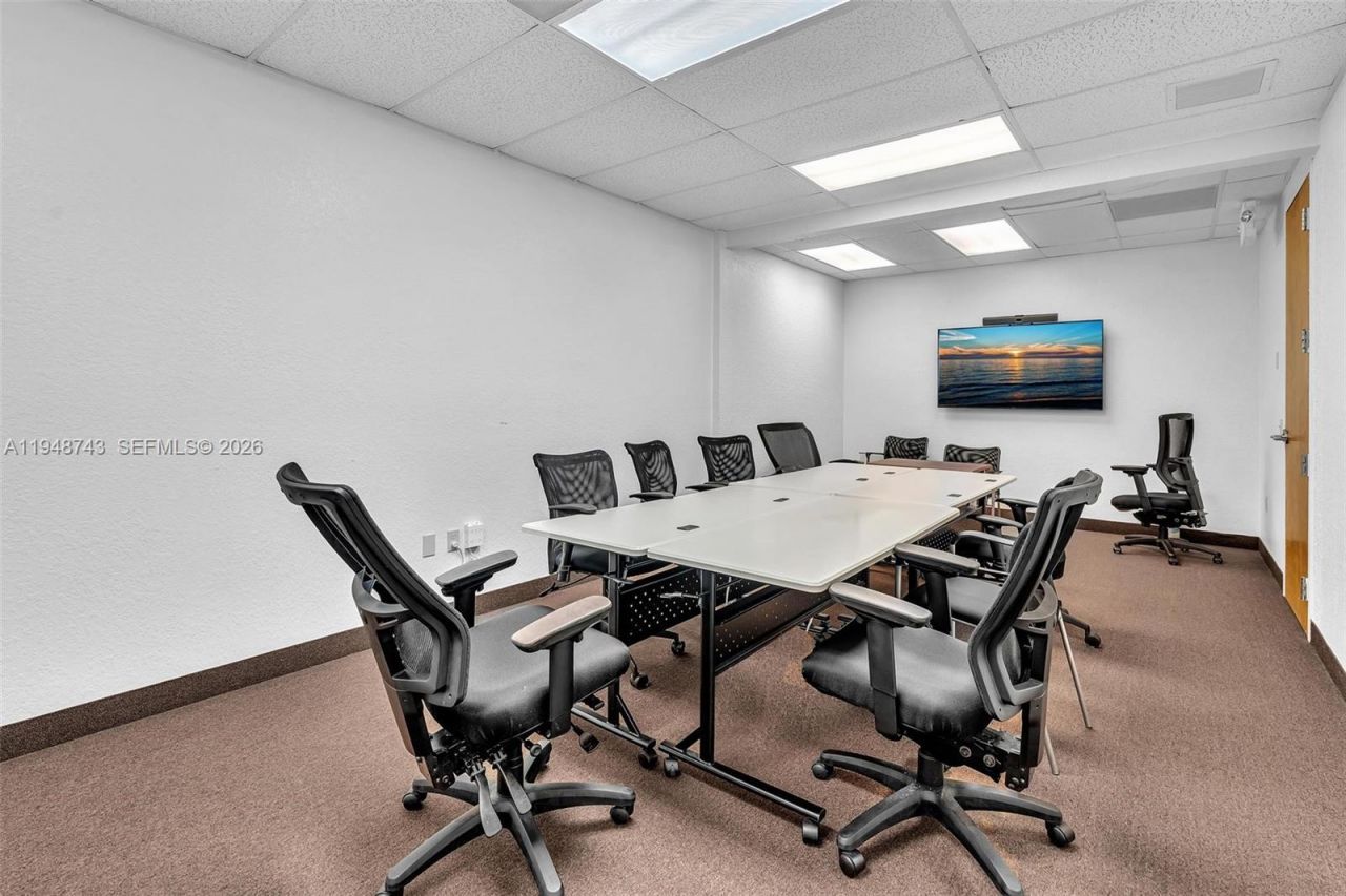 7665 Davie Road Ext, Davie, FL 33024 Photo