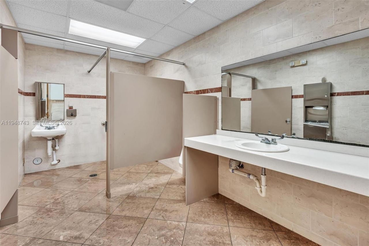 7665 Davie Road Ext, Davie, FL 33024 Photo