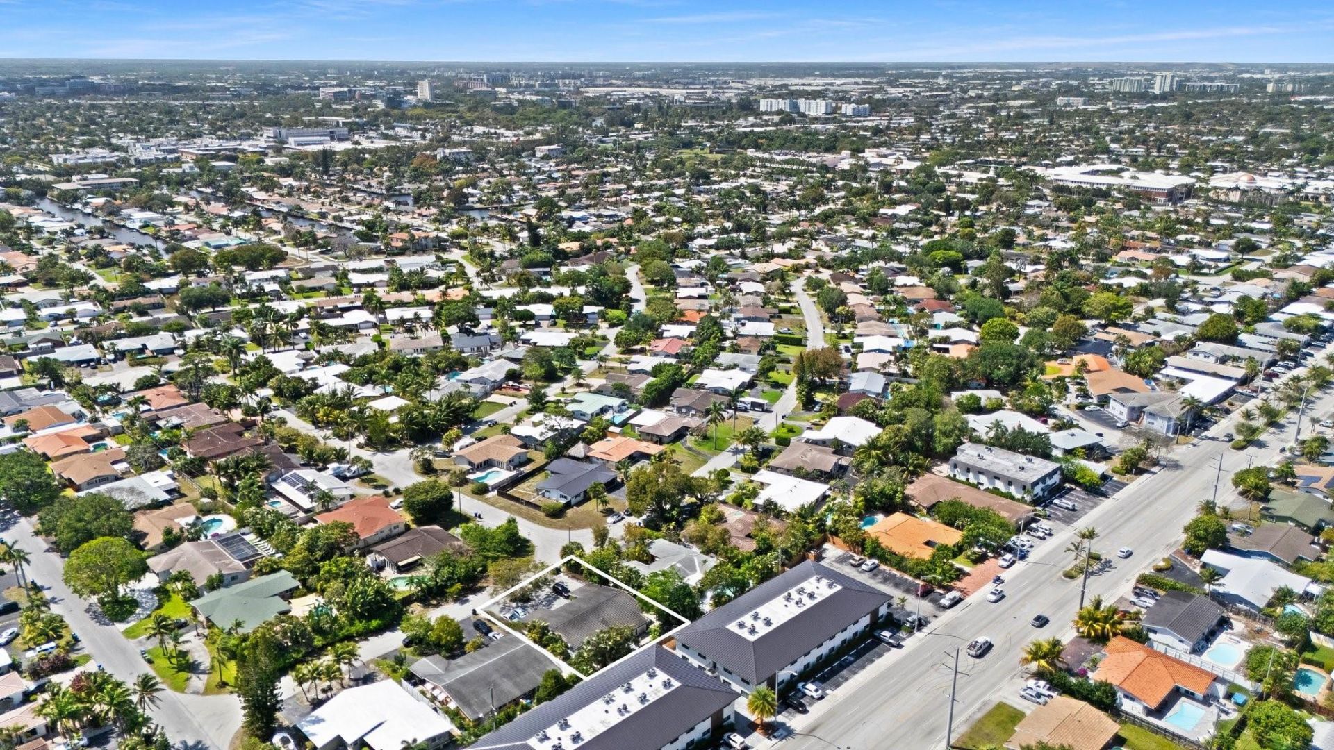 5660 NE 17th Terrace, Fort Lauderdale, FL 33334 Photo