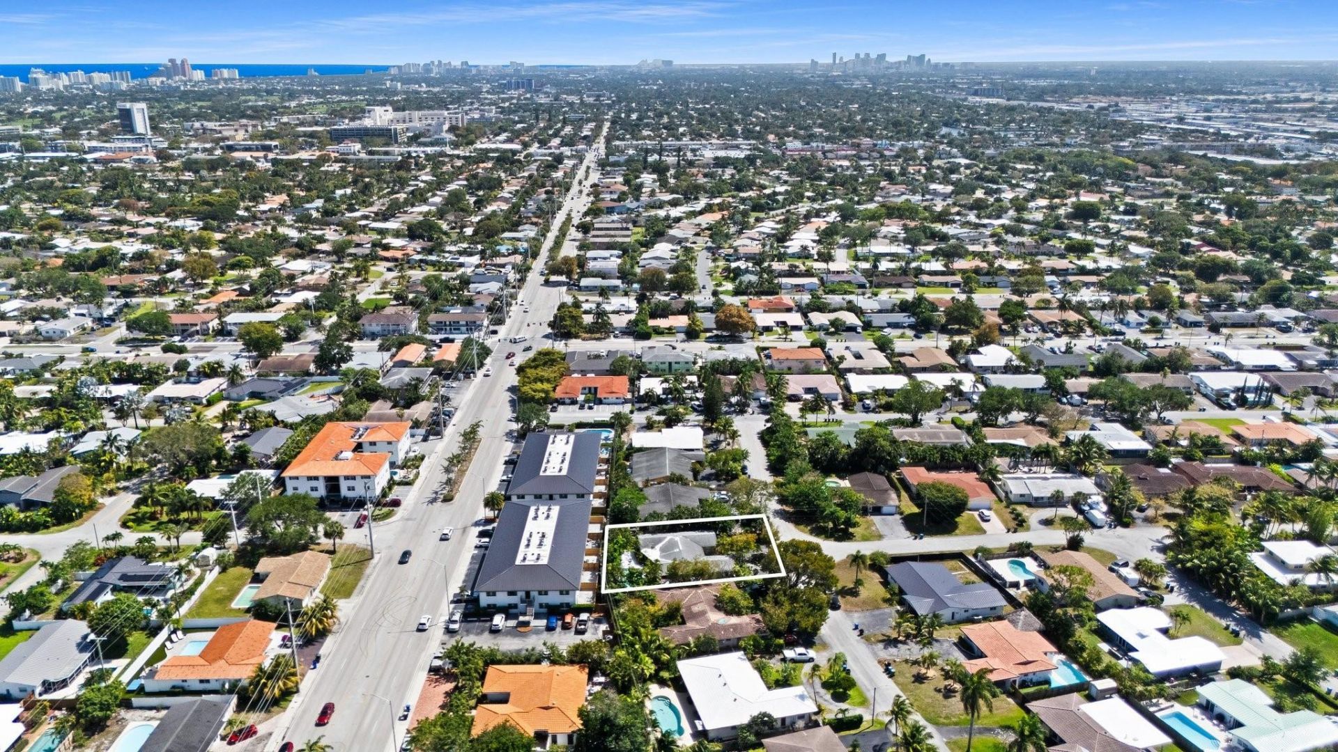 5660 NE 17th Terrace, Fort Lauderdale, FL 33334 Photo