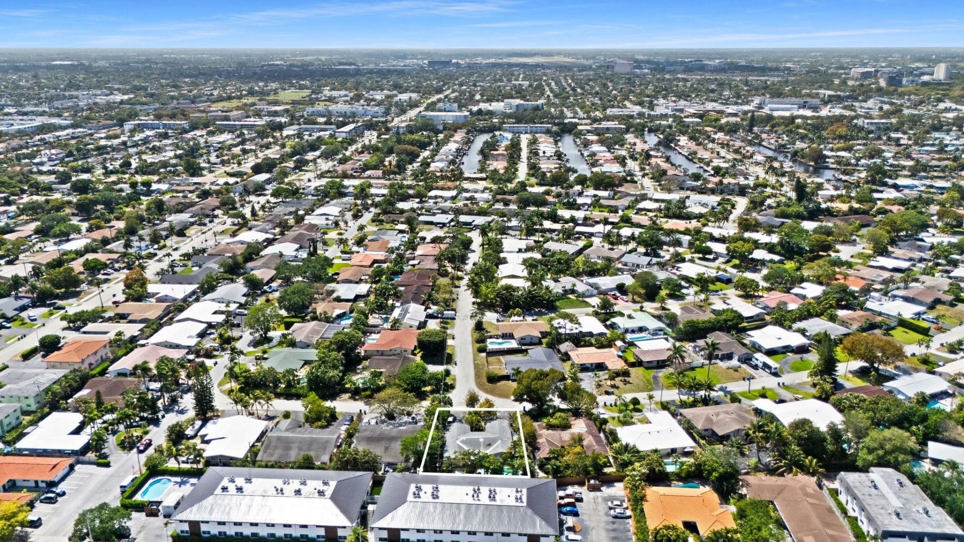 5660 NE 17th Terrace, Fort Lauderdale, FL 33334 Photo