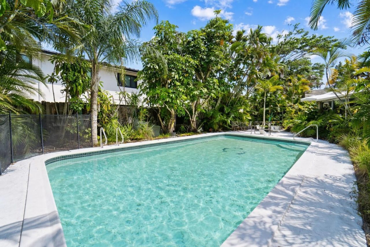 5660 NE 17th Terrace, Fort Lauderdale, FL 33334 Photo