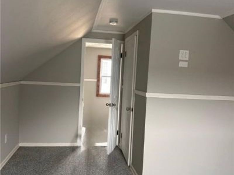 15522 Turney Road, Maple Heights, OH 44137 Photo 12