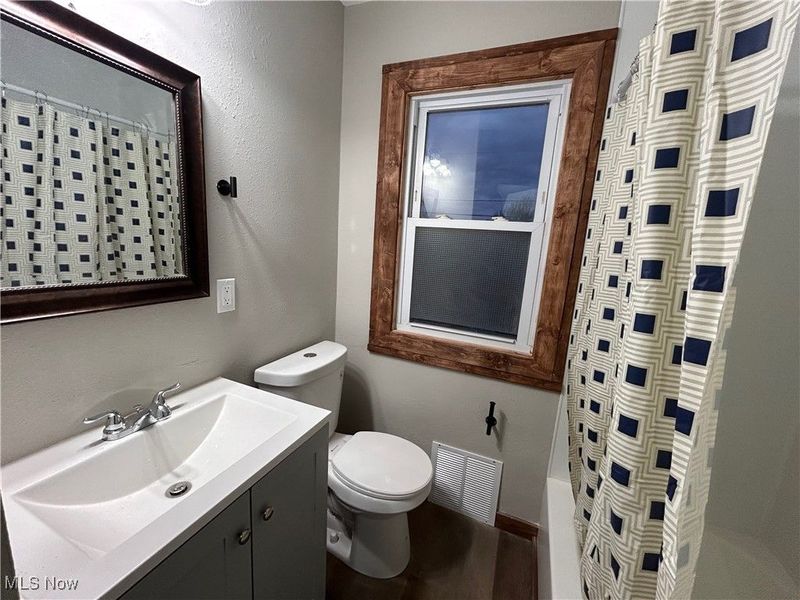 15522 Turney Road, Maple Heights, OH 44137 Photo 8