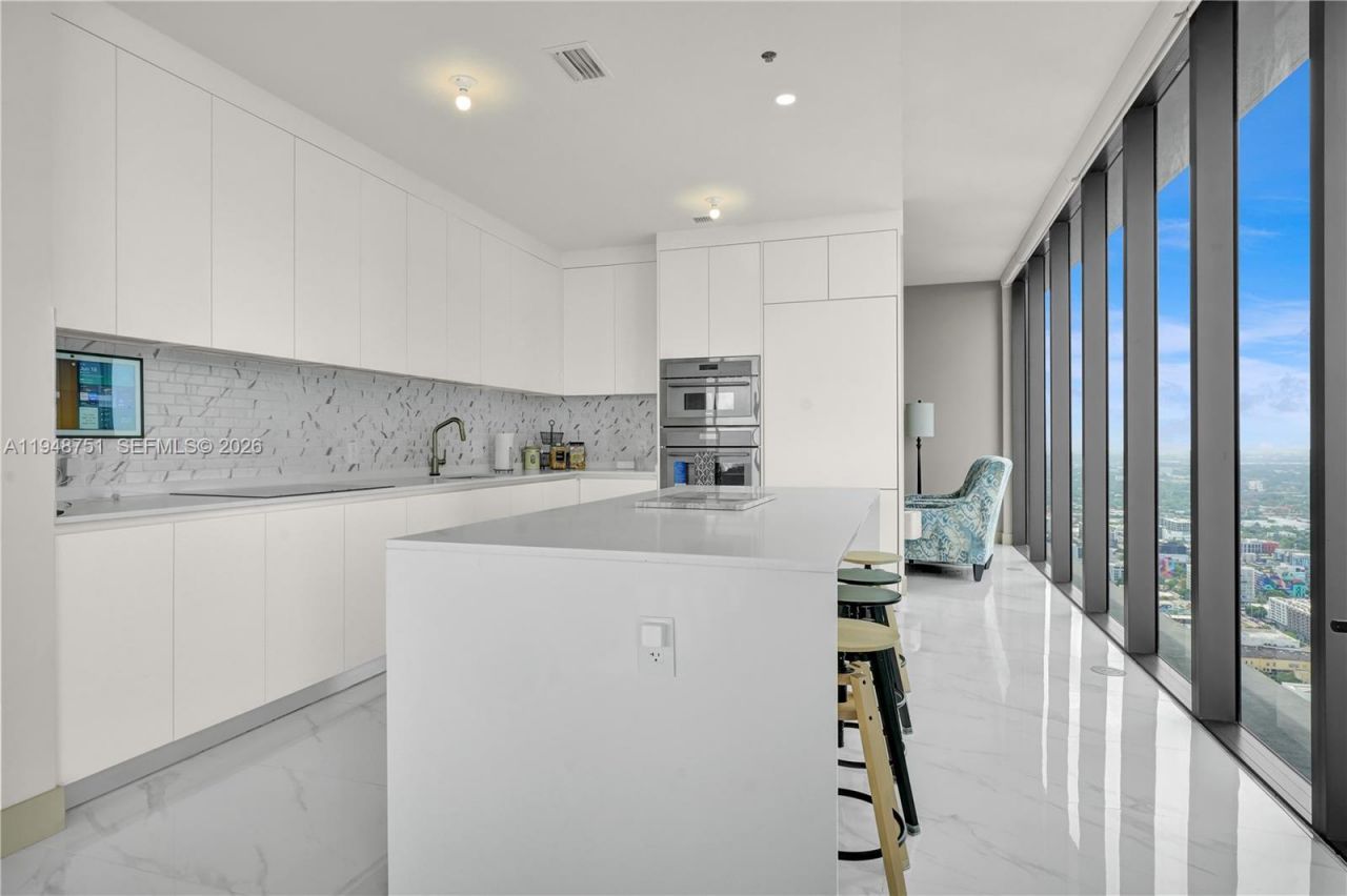 700 NE 24, Unit PH5801, Miami, FL 33137 Photo