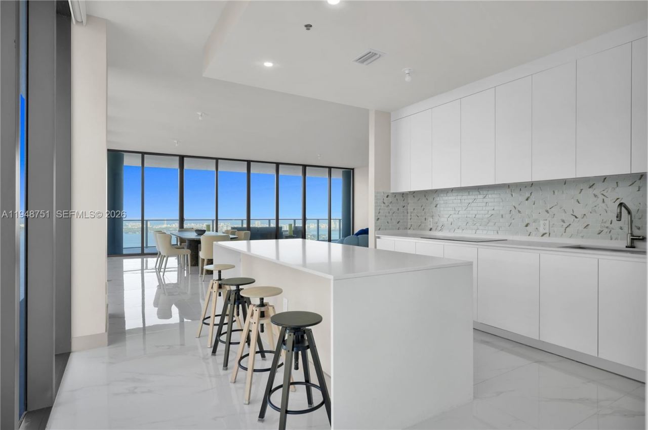 700 NE 24, Unit PH5801, Miami, FL 33137 Photo