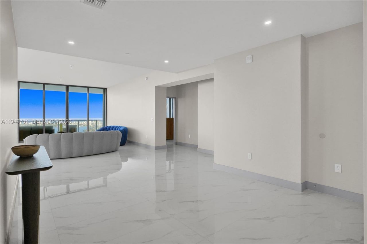 700 NE 24, Unit PH5801, Miami, FL 33137 Photo