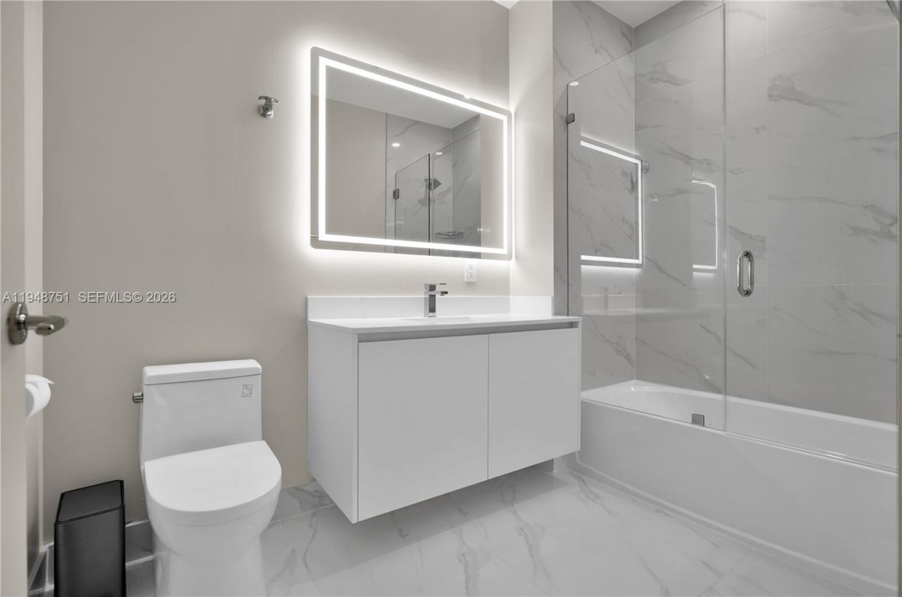 700 NE 24, Unit PH5801, Miami, FL 33137 Photo