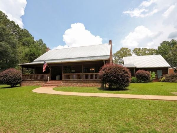 166 Drive 2452, Guntown, MS 38849