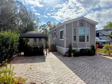 16540 SUNSHINE AVENUE, CLERMONT, FL 34714