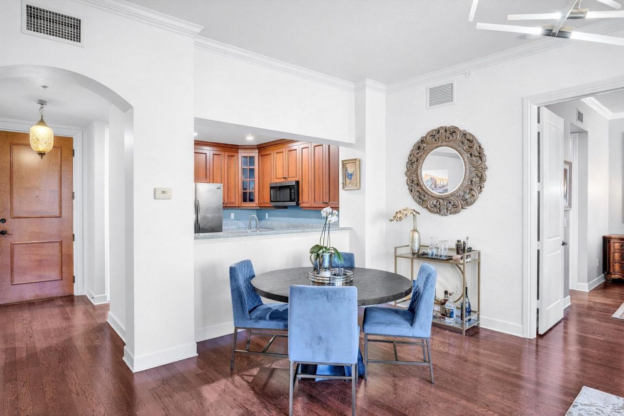 200 NE 2nd Avenue, Unit 310, Delray Beach, FL 33444 Photo