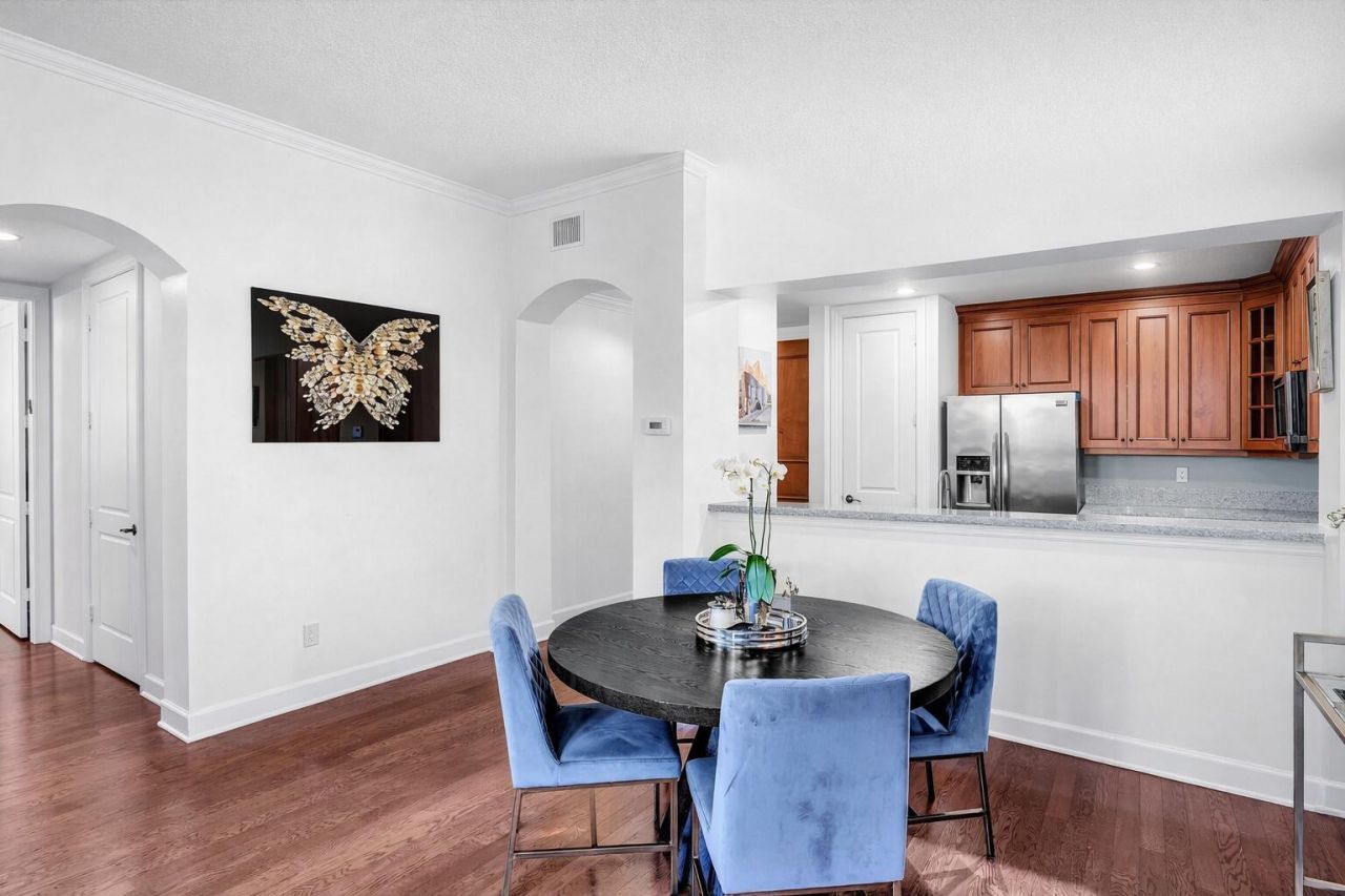 200 NE 2nd Avenue, Unit 310, Delray Beach, FL 33444 Photo