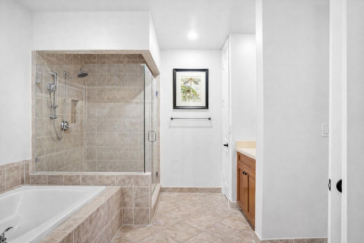 200 NE 2nd Avenue, Unit 310, Delray Beach, FL 33444 Photo