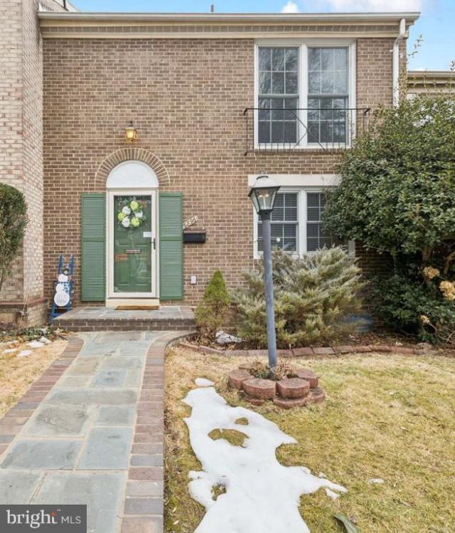 9896 Cardinal, Fairfax, VA 22030 Main Photo