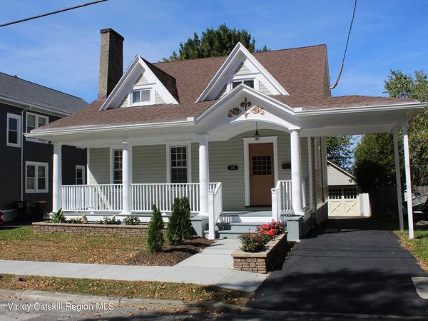 16 Aitken Avenue, Hudson, NY 12534