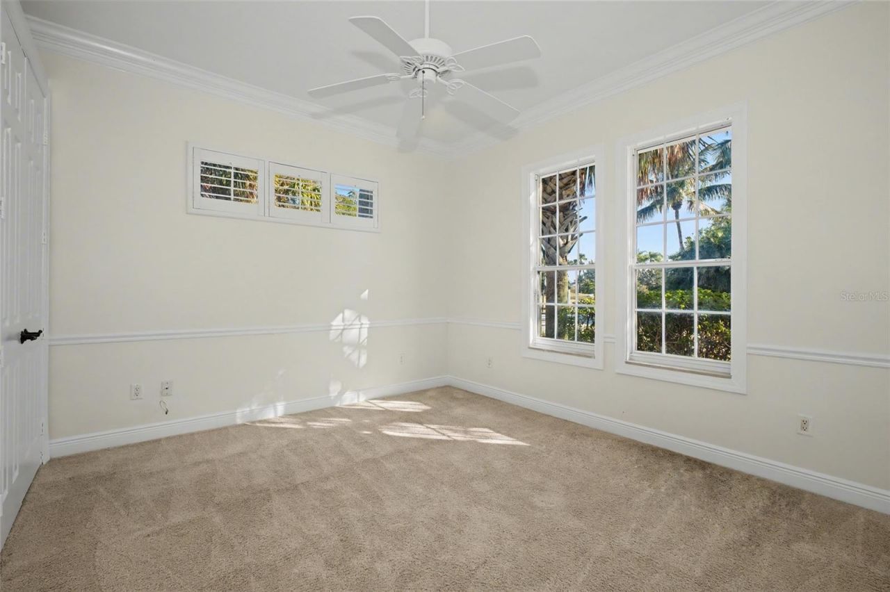 2158 Falls Circle, Vero Beach, FL 32967 Photo