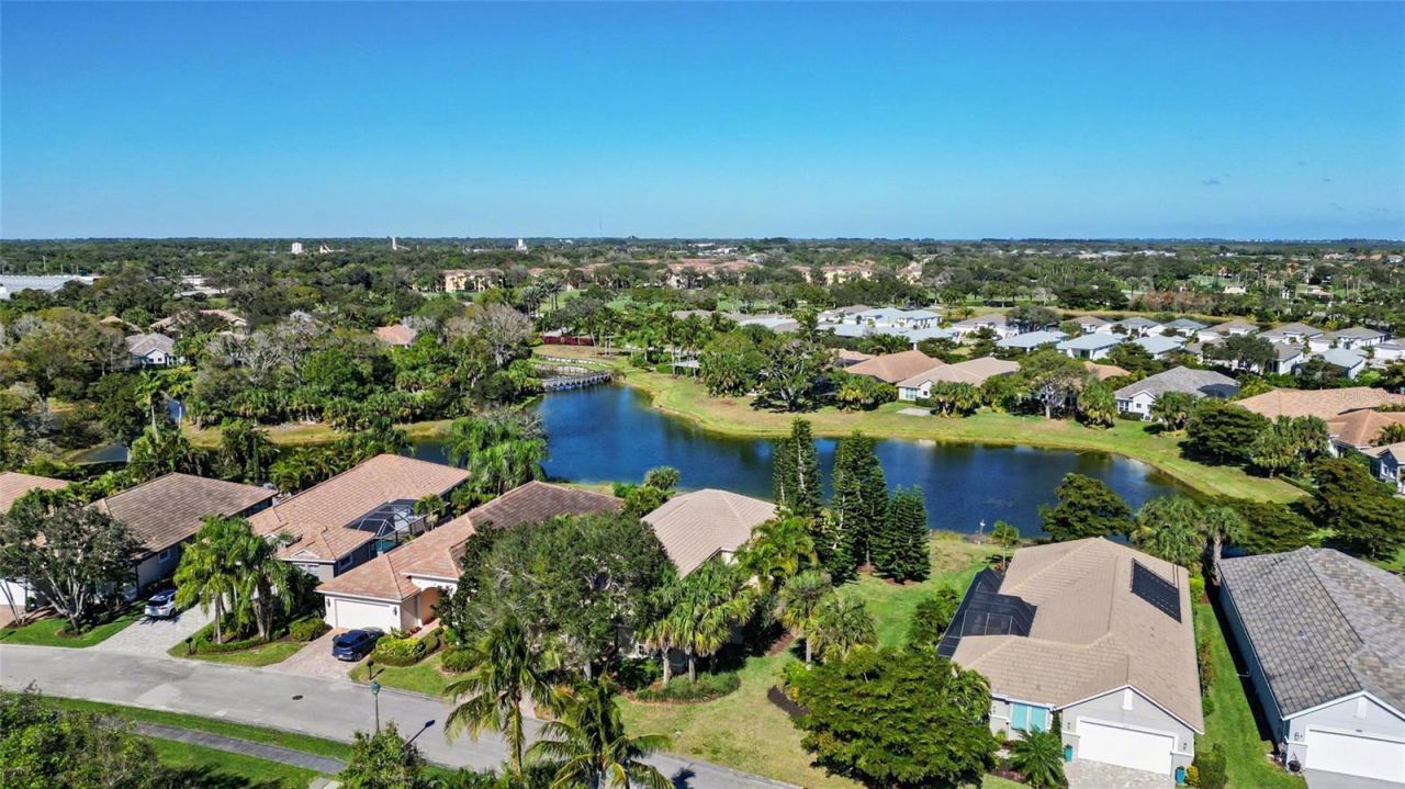 2158 Falls Circle, Vero Beach, FL 32967 Photo