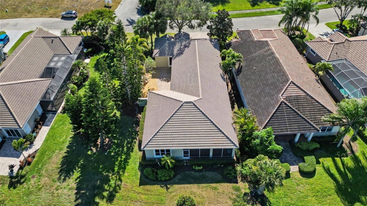 2158 Falls Circle, Vero Beach, FL 32967 Photo