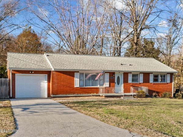 4317 Eagle Drive, Knoxville, TN 37914