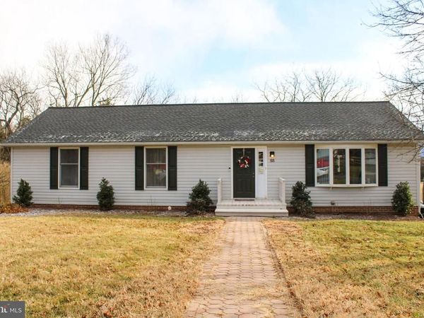 88 CECELIA STREET, TOMS BROOK, VA 22660