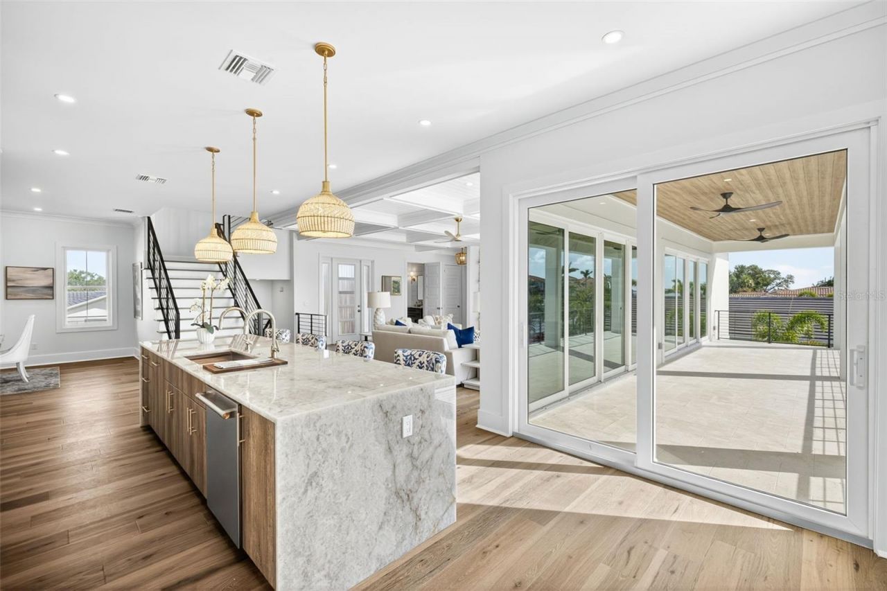 2050 Hawaii Avenue Ne, Saint Petersburg, FL 33703 Photo