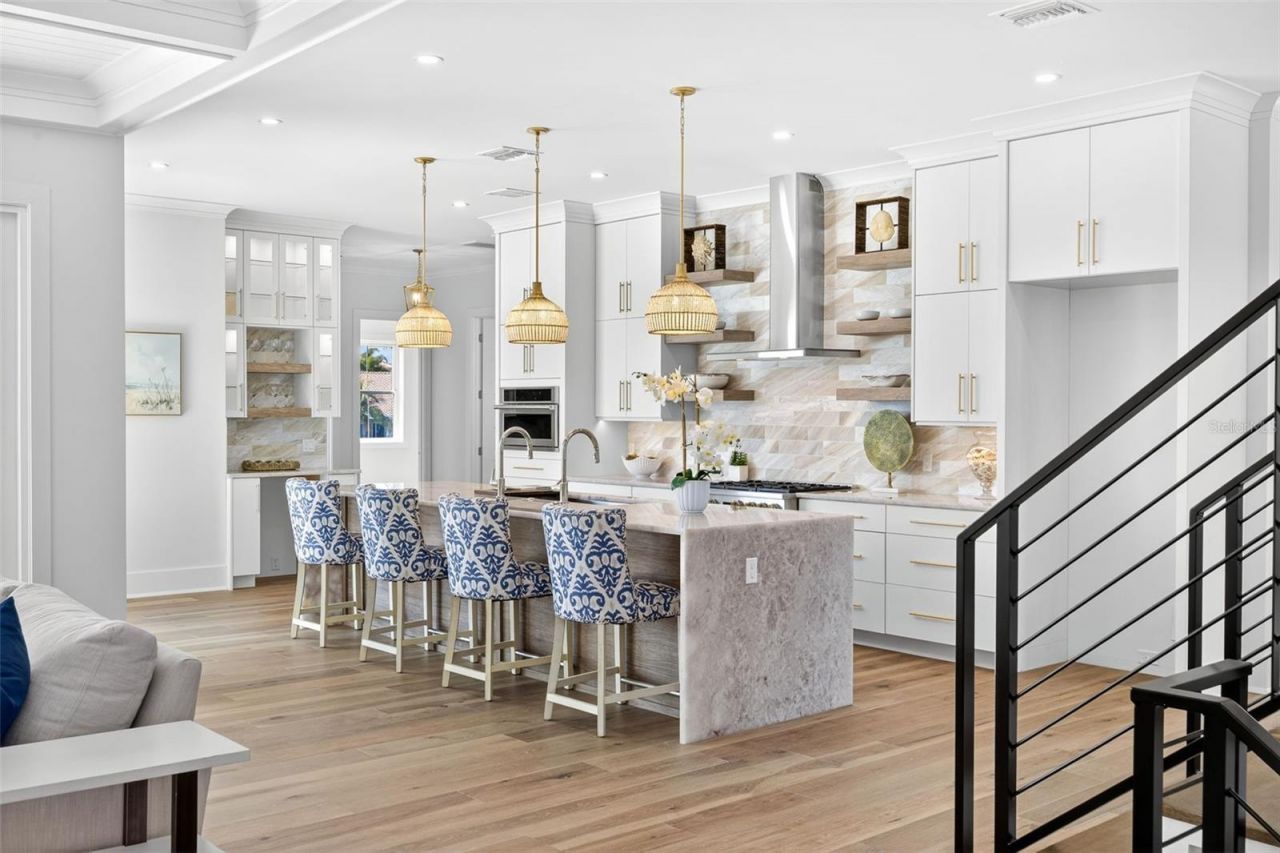 2050 Hawaii Avenue Ne, Saint Petersburg, FL 33703 Photo