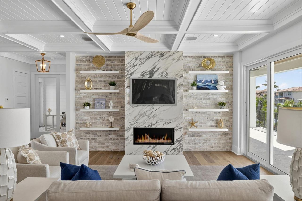 2050 Hawaii Avenue Ne, Saint Petersburg, FL 33703 Photo