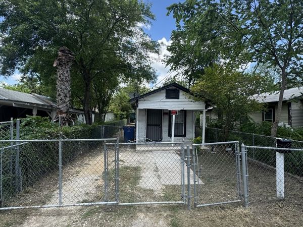 413 Matthews, San Antonio, TX 78237