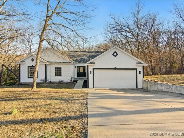 22 Navajo Road, Four Seasons, MO 65049