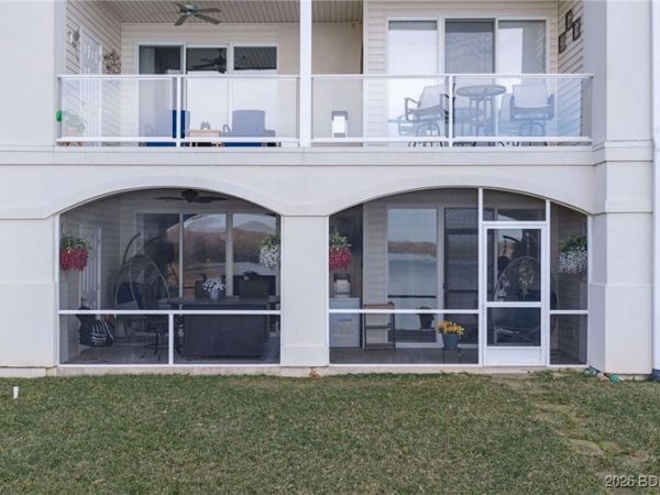 100 Trinity Pointe Drive, Unit 1N, Camdenton, MO 65020