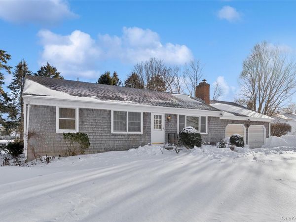 350 Soundview Road, Orient, NY 11957
