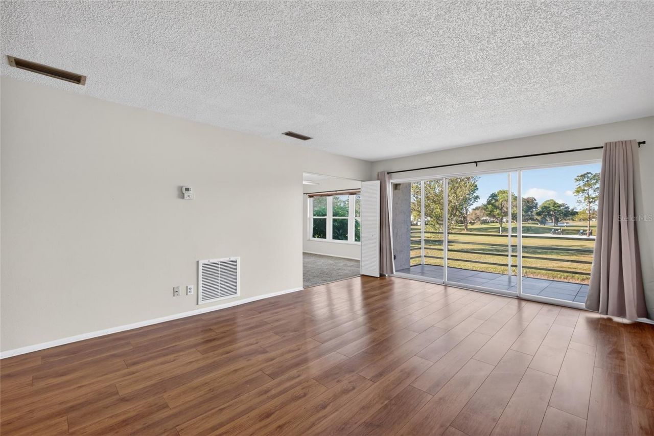 7880 Palm Aire Lane, Unit 205, Sarasota, FL 34243 Photo