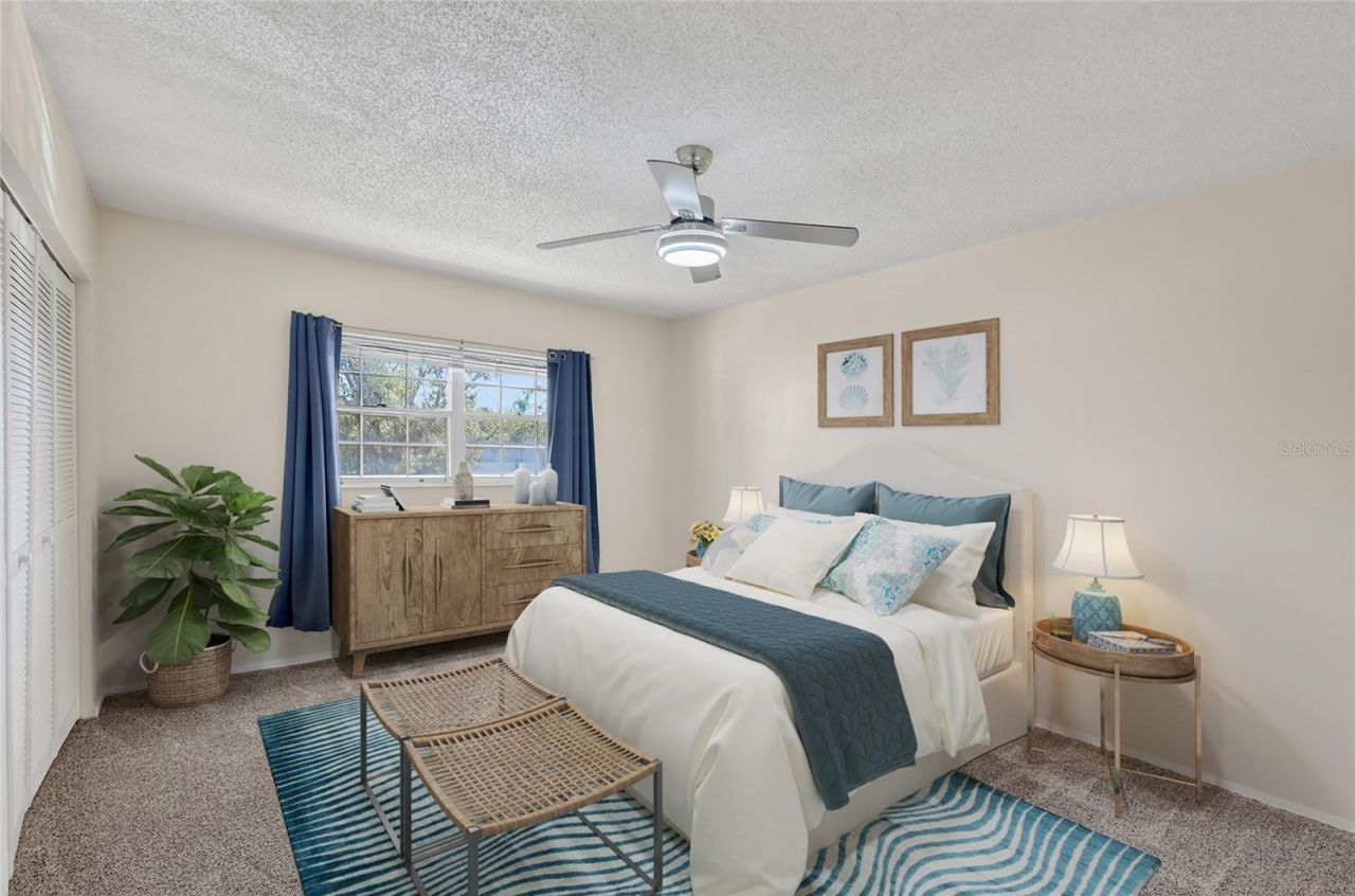 7880 Palm Aire Lane, Unit 205, Sarasota, FL 34243 Photo