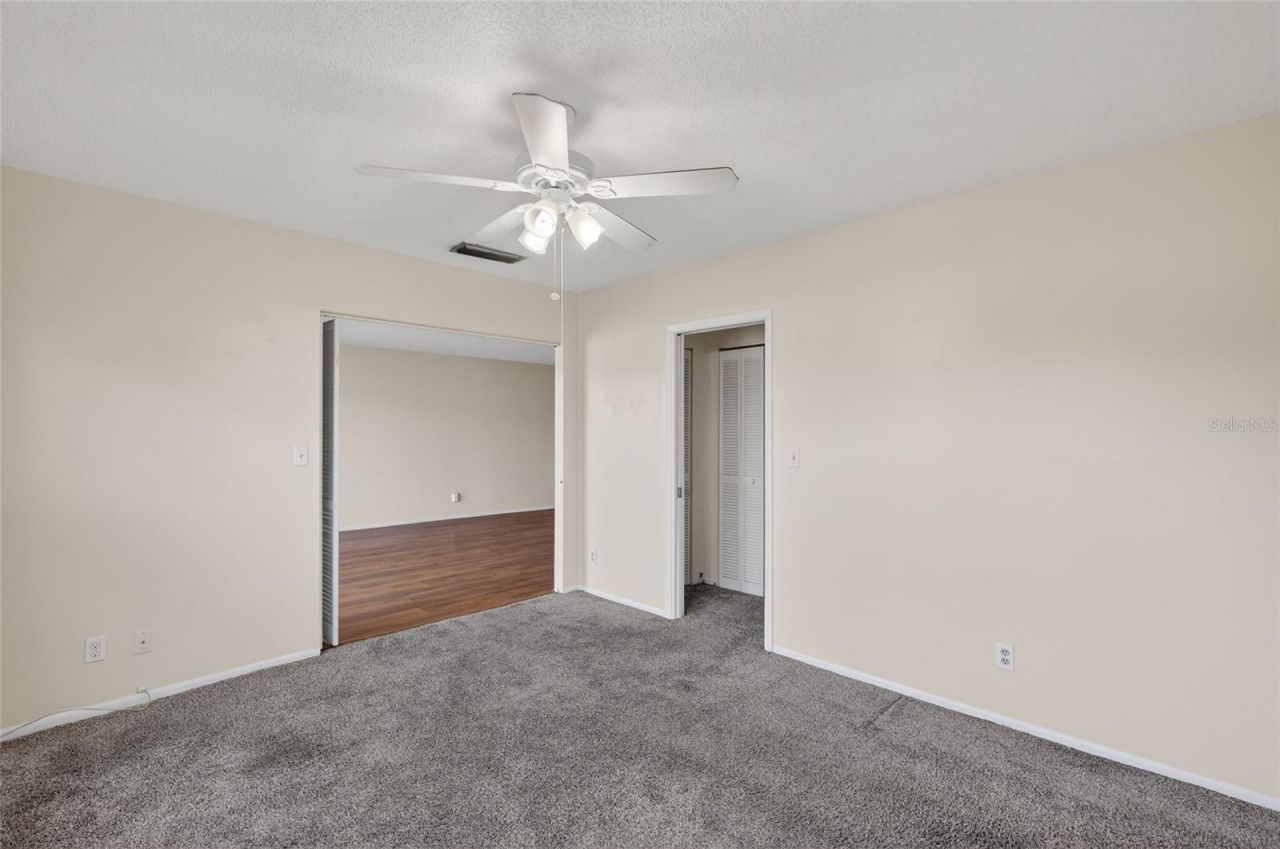 7880 Palm Aire Lane, Unit 205, Sarasota, FL 34243 Photo