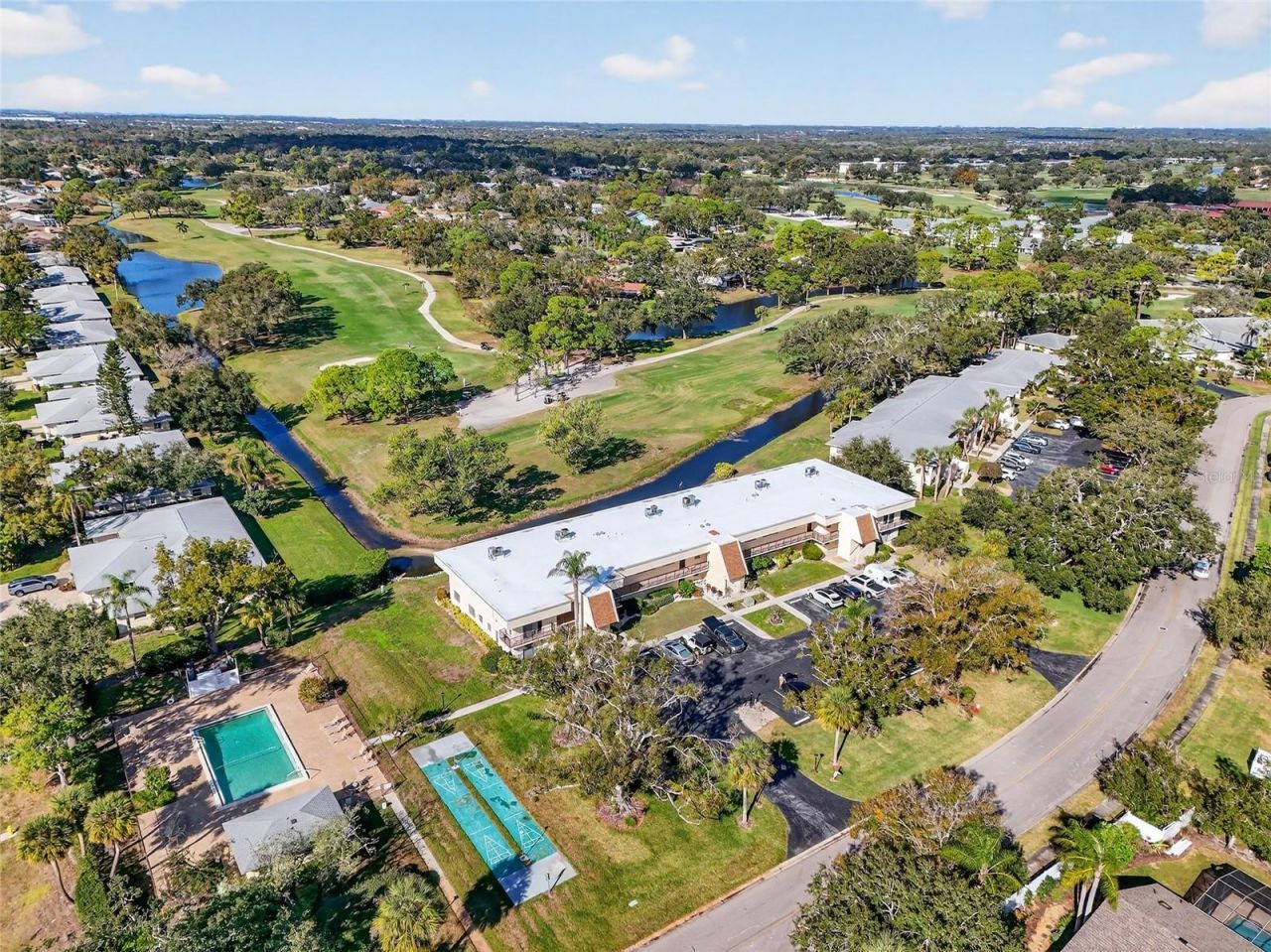 7880 Palm Aire Lane, Unit 205, Sarasota, FL 34243 Photo