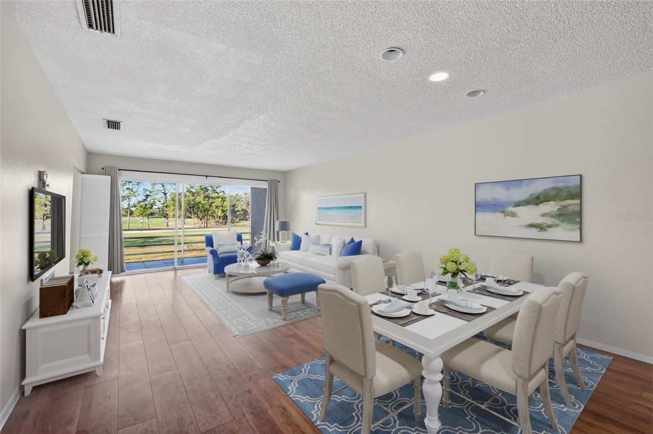 7880 Palm Aire Lane, Unit 205, Sarasota, FL 34243 Photo