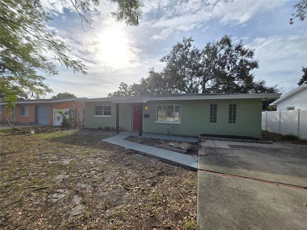 782 75TH AVENUE N, ST PETERSBURG, FL 33702