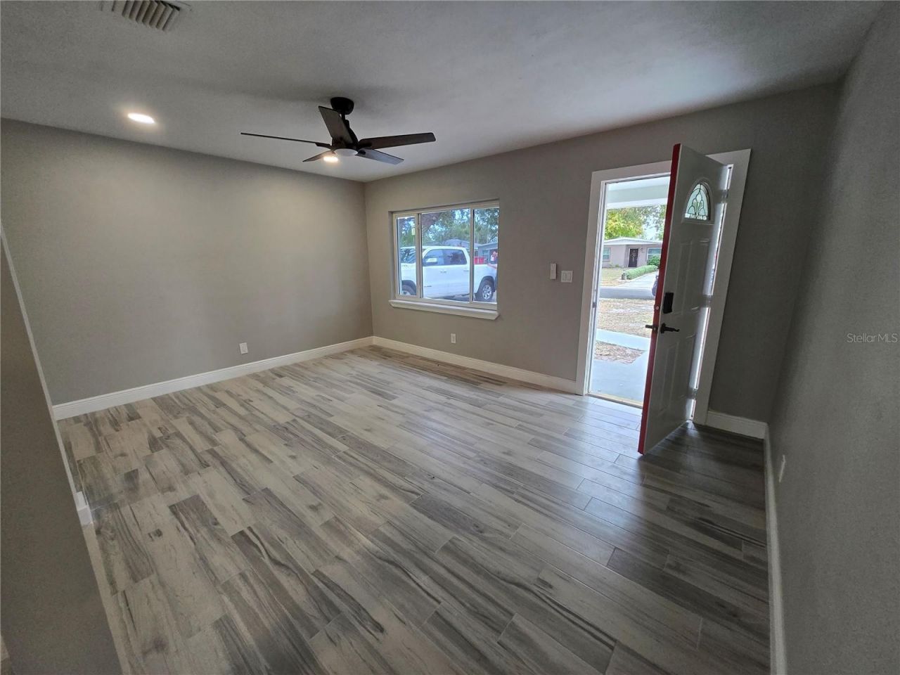 782 75th Avenue N, Saint Petersburg, FL 33702 Photo