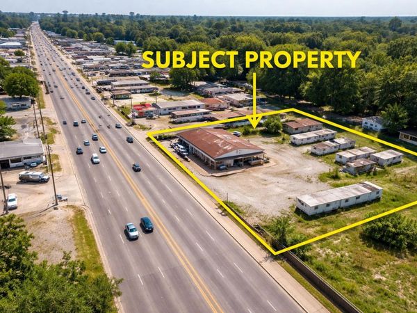 3023 LAMAR AVE, Memphis, TN 38114